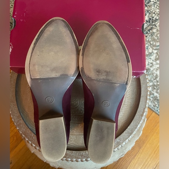 SO Burgundy Booties Sz10 - Picture 7 of 9